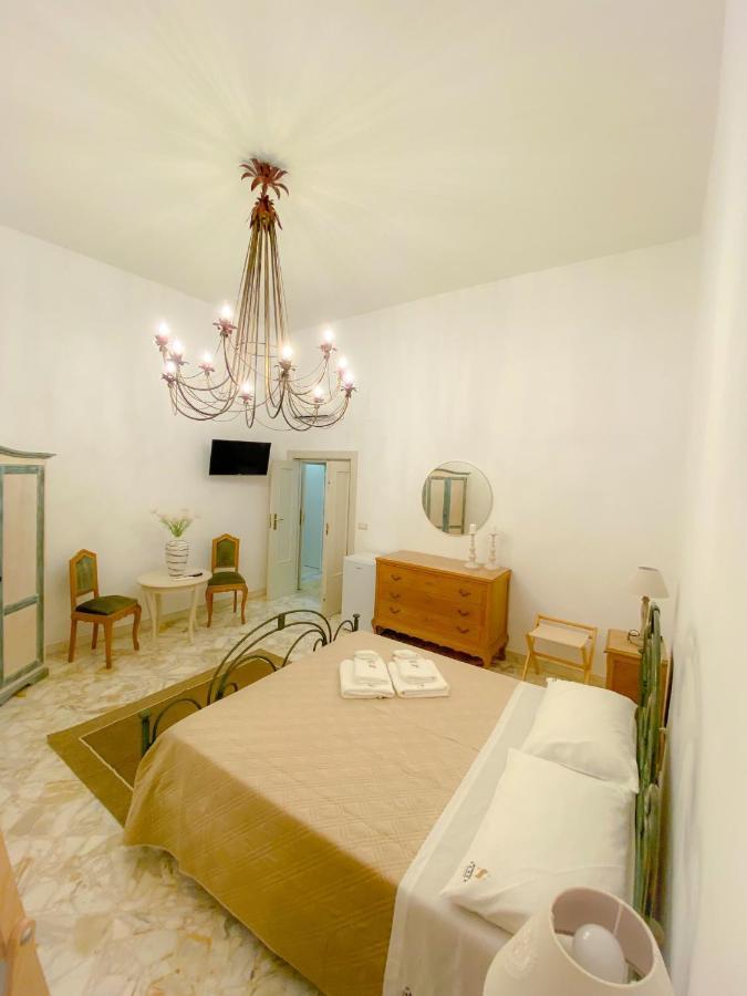 La Casa Di Nonna Sisina Villa Mola di Bari Buitenkant foto